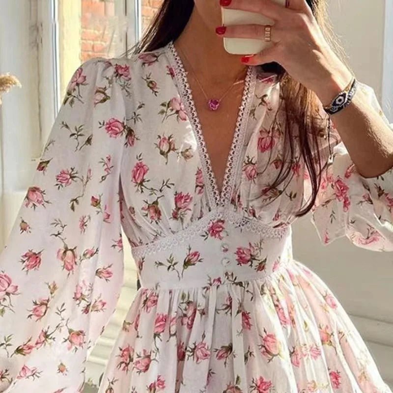 2025 Spring Women's Floral Lace Dress: Vintage - Inspired V - Neck Mini with Cinched Waist & Tencel Blend for Garden Parties - PratSN