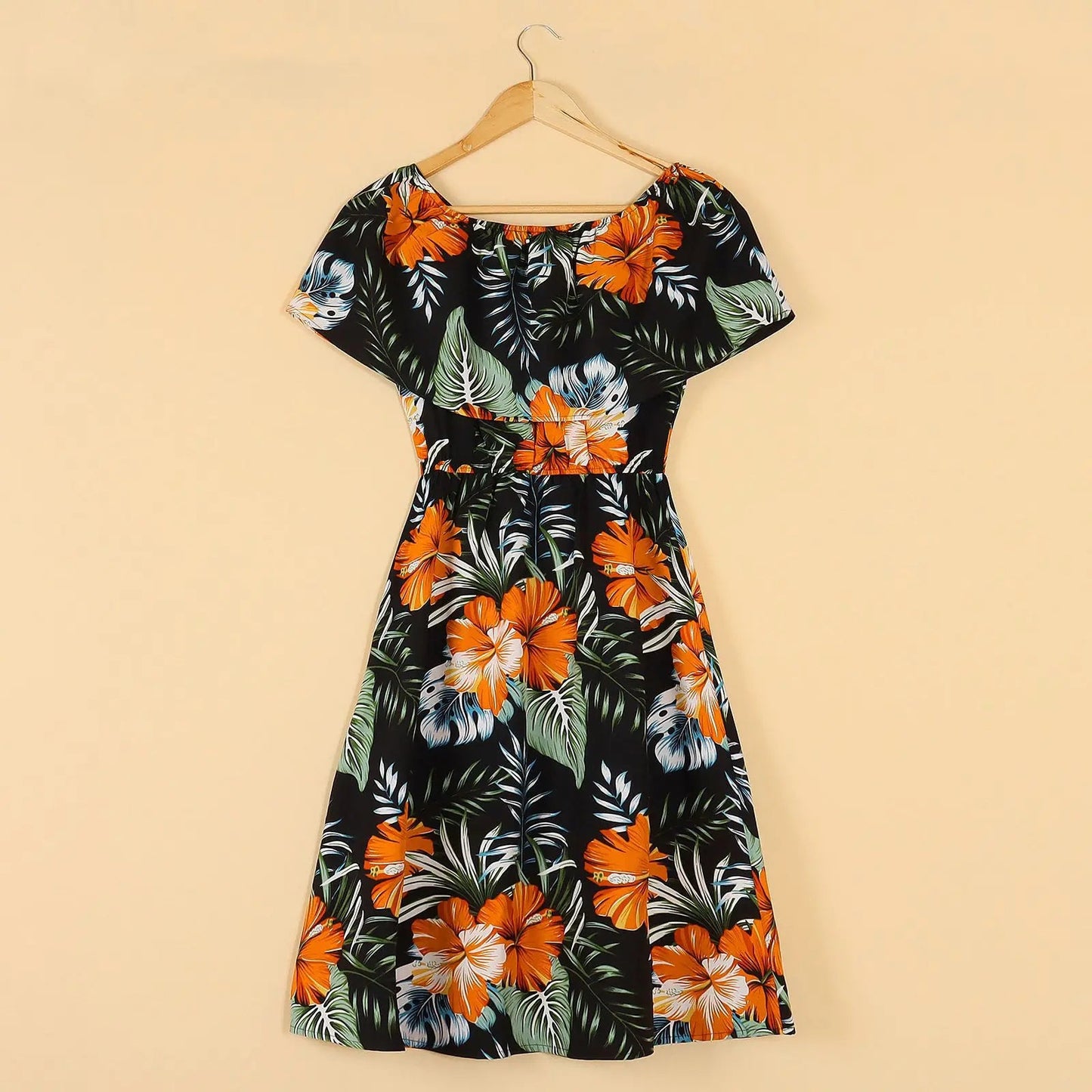 Family Matching Outfits Vacation Holiday Hawaii Mom And Daughter Floral Beach Dresses Dad And Son Shirts Shorts Outfits - PratSN