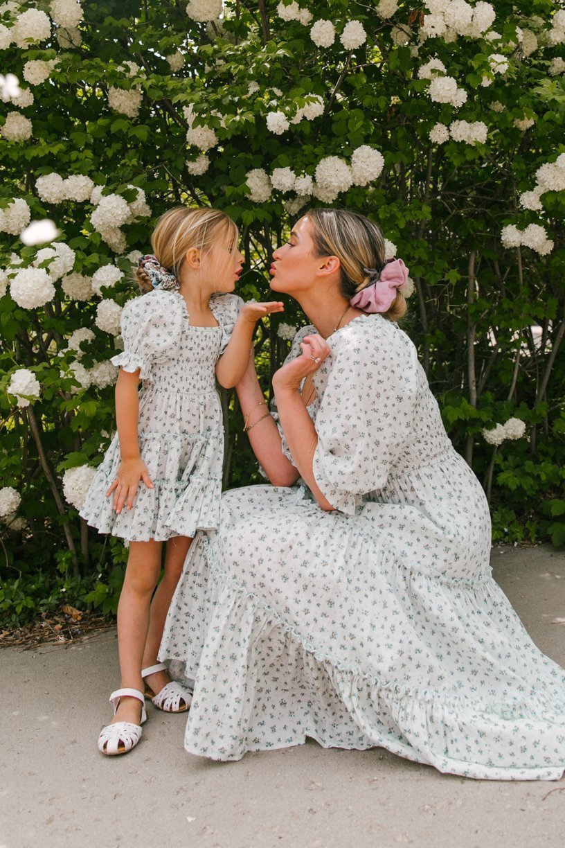 Fashion Floral Square Collar Lantern Sleeve Mother - daughter Parent - child Dress - PratSN