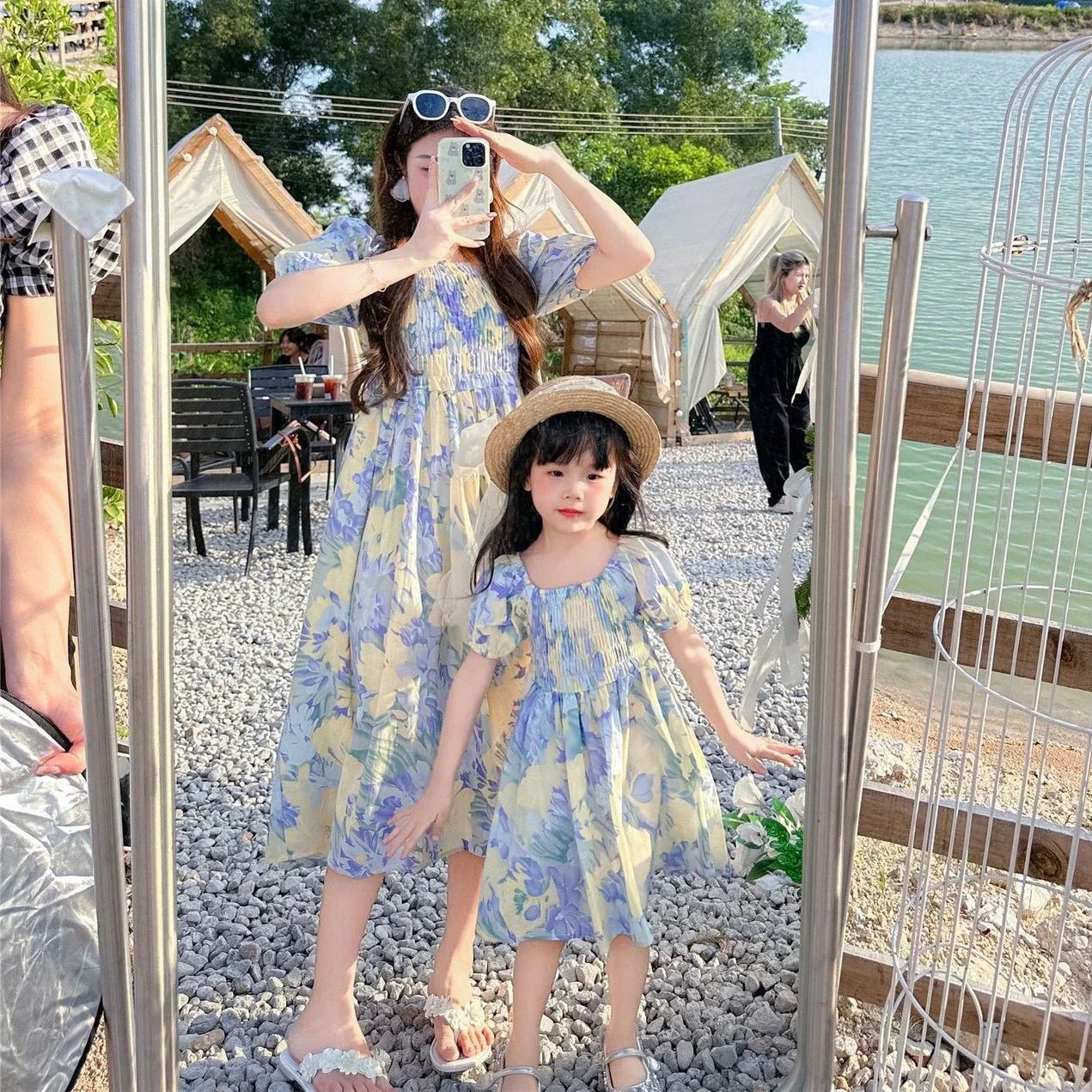 Holiday Look Family MatchingSon Floral Shirts Sister Brother Twins Clothing Clothes Vacation Mom Daughter Girls Smock Dress Dad - PratSN