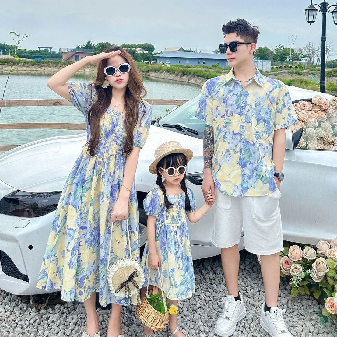 Holiday Look Family MatchingSon Floral Shirts Sister Brother Twins Clothing Clothes Vacation Mom Daughter Girls Smock Dress Dad - PratSN