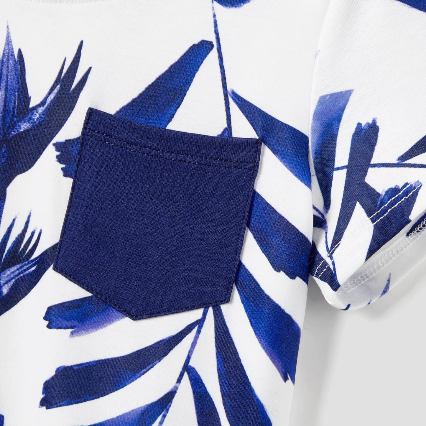PatPat Family Matching Modern Blue and White Botanical Leaf Design Button Strap Dress and Color Block Tee Sets - PratSN