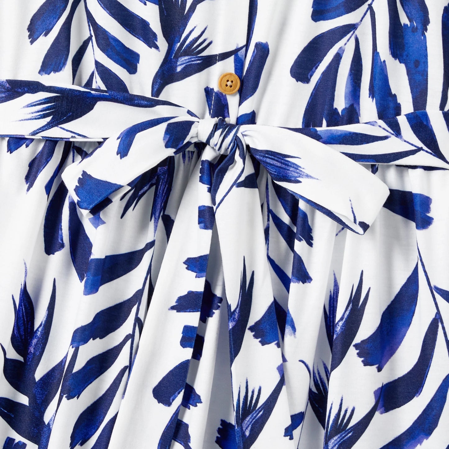 PatPat Family Matching Modern Blue and White Botanical Leaf Design Button Strap Dress and Color Block Tee Sets - PratSN