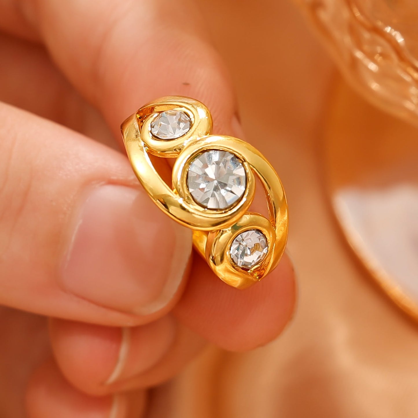 Women's Fashion Diamond Ring - PratSN