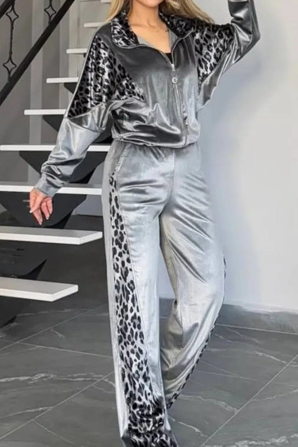 Women's Leopard Velvet Casual Fashion Sports Set - PratSN