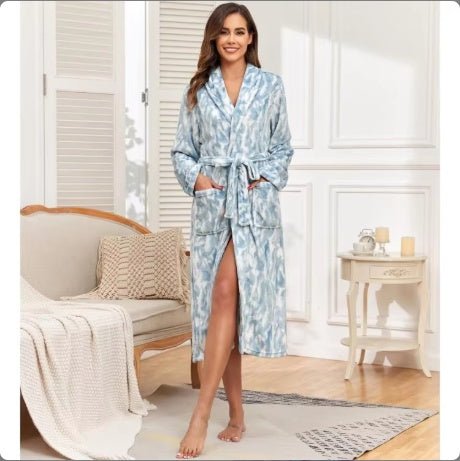 Women's Winter Soft Warm Long Flannel Bathrobe With Hooded Women Thick Night Fleece Bath Robes Dressing - PratSN