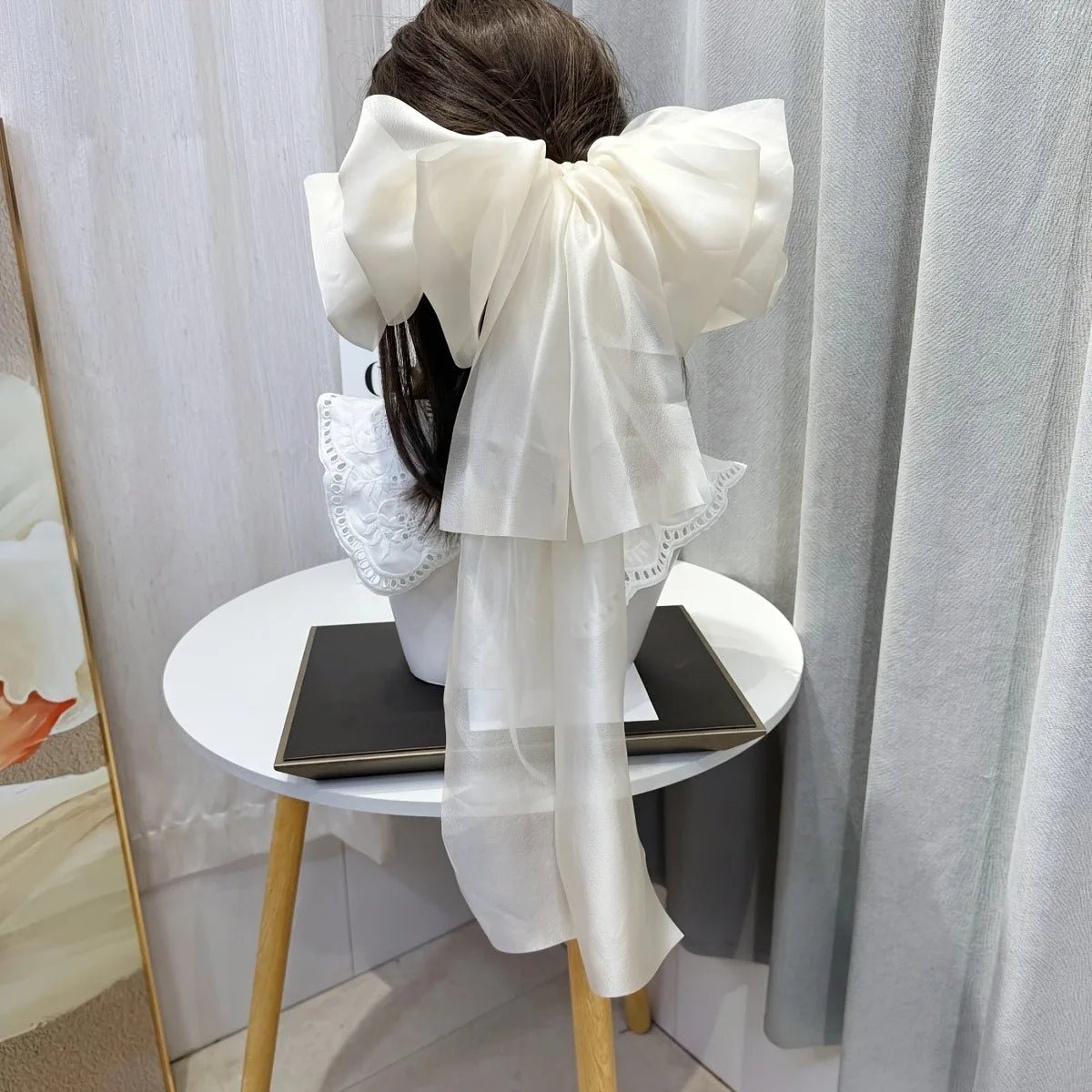 1 large bow delicate hair clip, oversized clip, high ponytail fashionable hair clip suitable for girls and women's headwear - PratSN