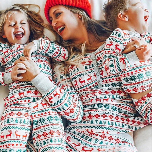 2025 Christmas Family Matching Pajamas New Year Xmas Father Mother Kids Baby Clothes Set Dad Mom And Daughter Son Pyjamas Outfit - PratSN