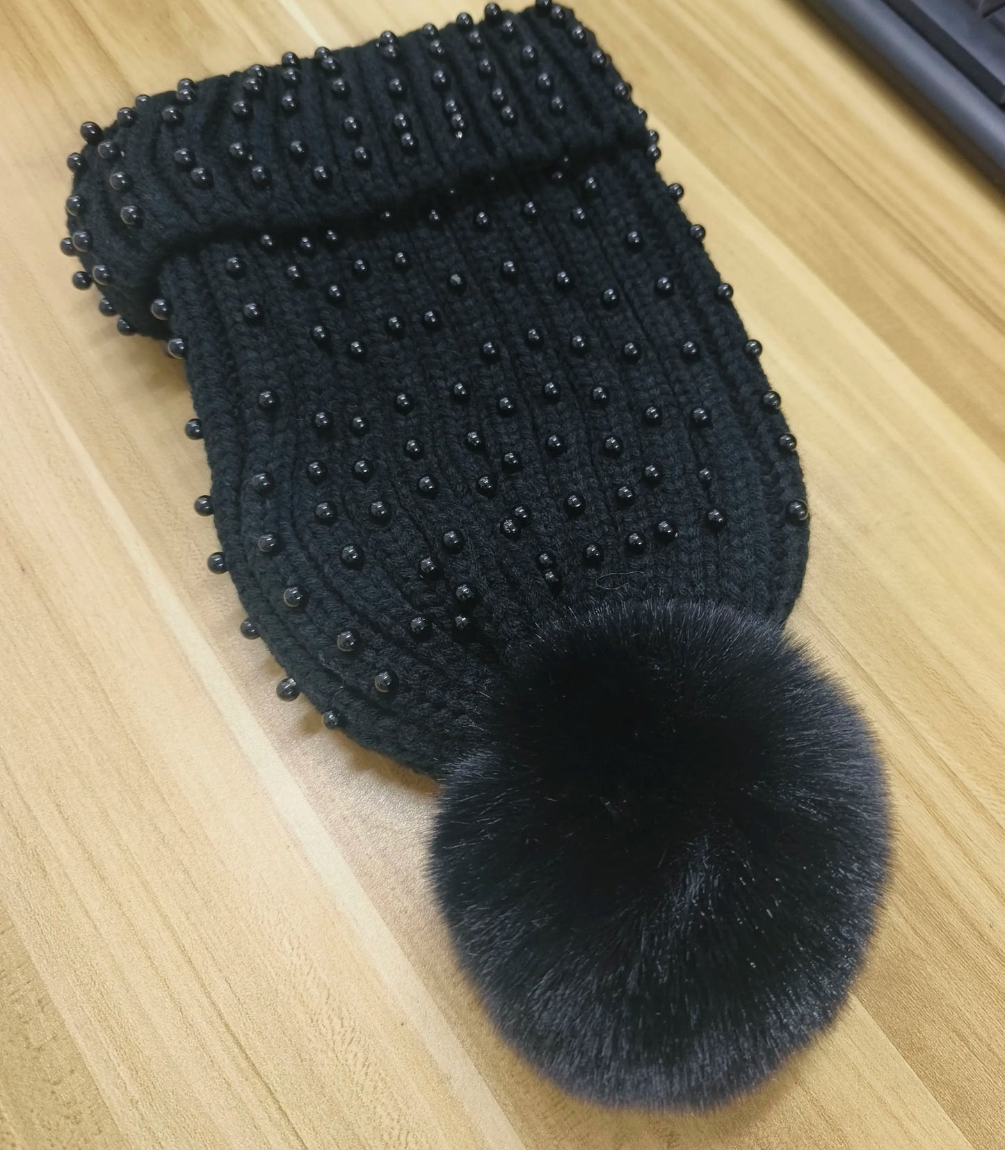 2025 Women Winter Fashion Hat Pompom Balls Cap Pearls Rhinestones Knitted Wool Beanie Casual Outdoor Warm Hats - PratSN