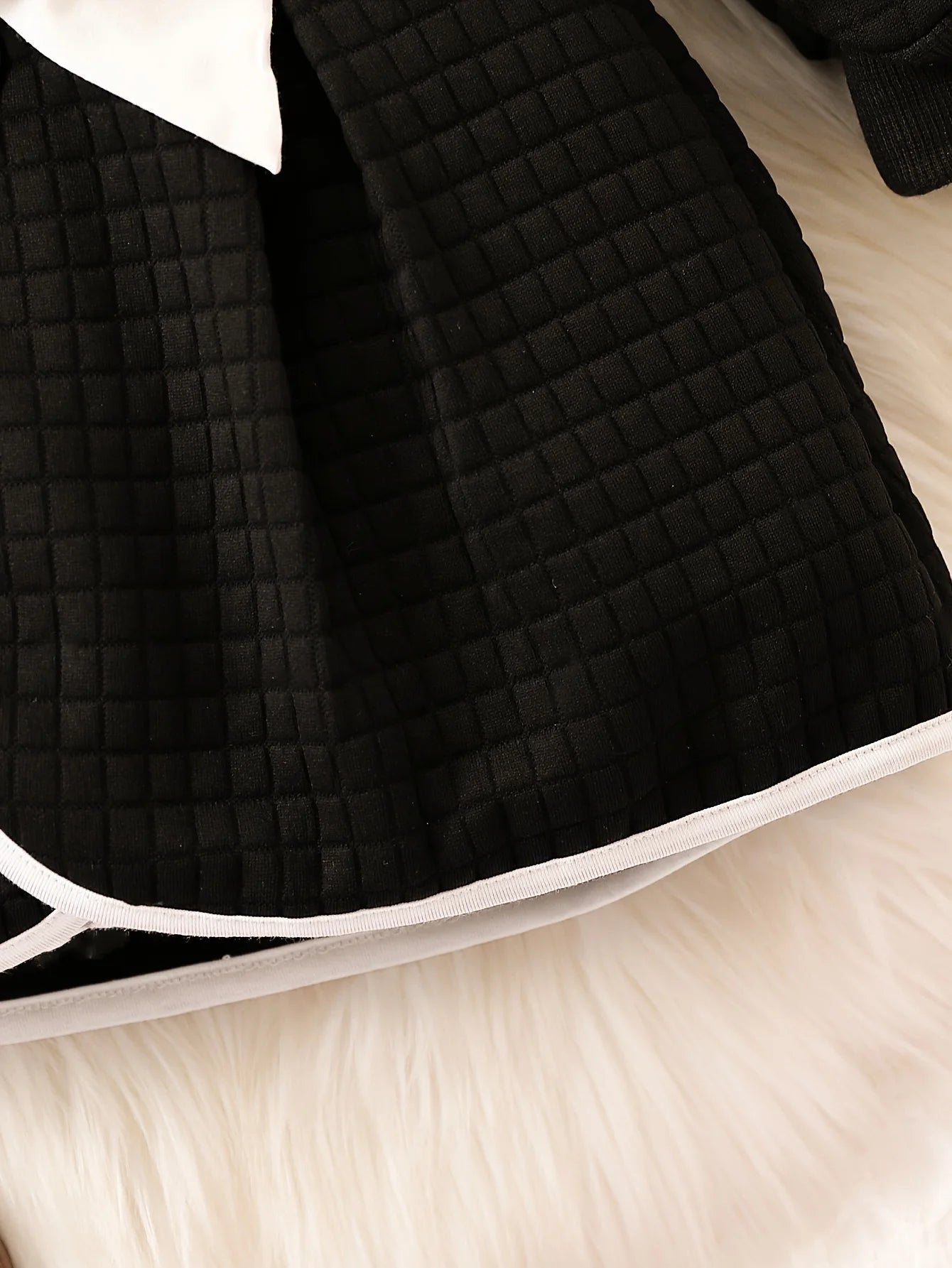 Baby Girls Fashion Autumn And Winter Thermal Belted Dress Set Princess Coat Classic Black And White Color Contrast Cardigan - PratSN