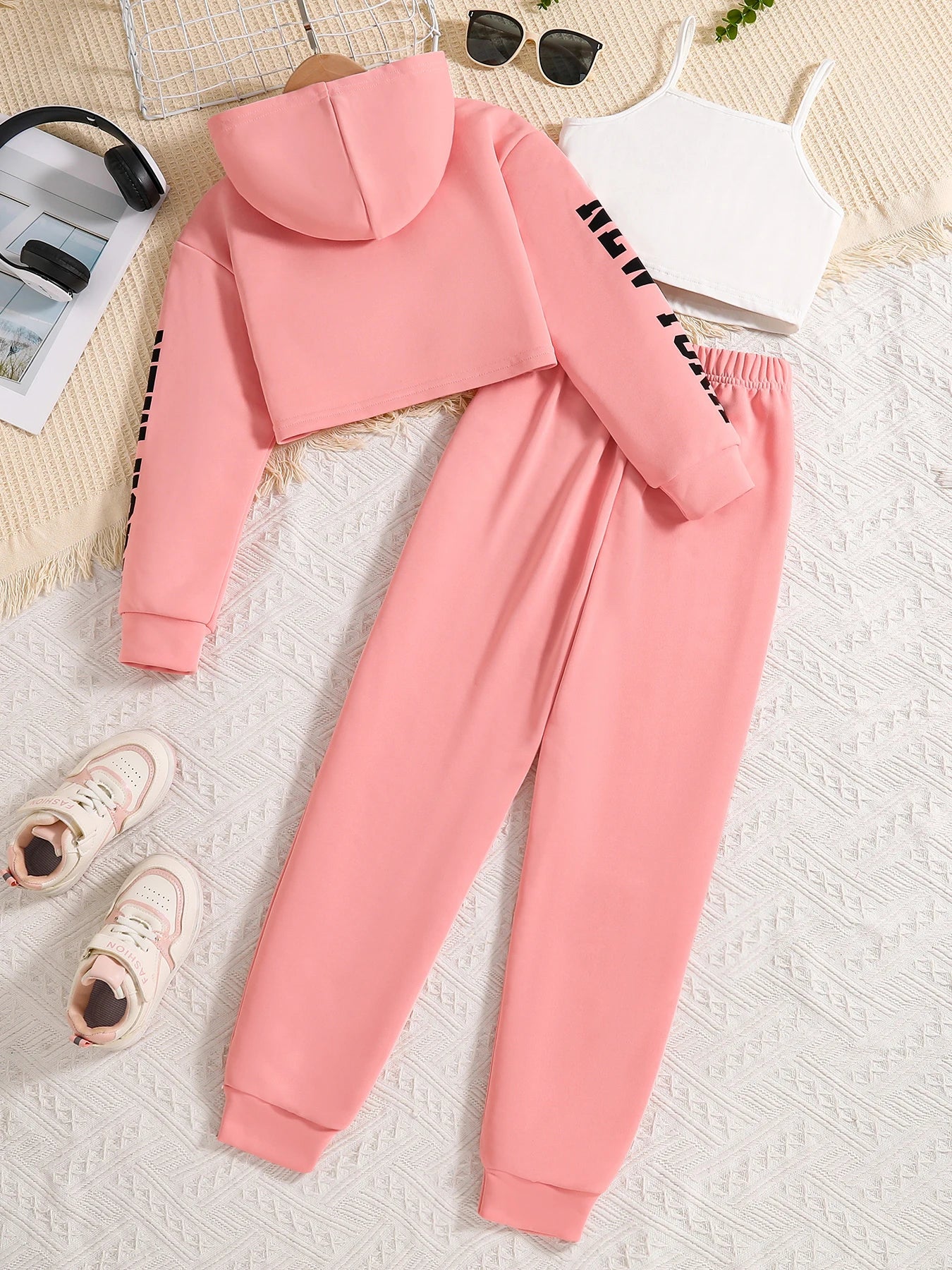 Children's clothing Spring and Autumn fashion girls' set letter printed pink hooded sweatshirt +white vest+ pink pants 3 prceset - PratSN
