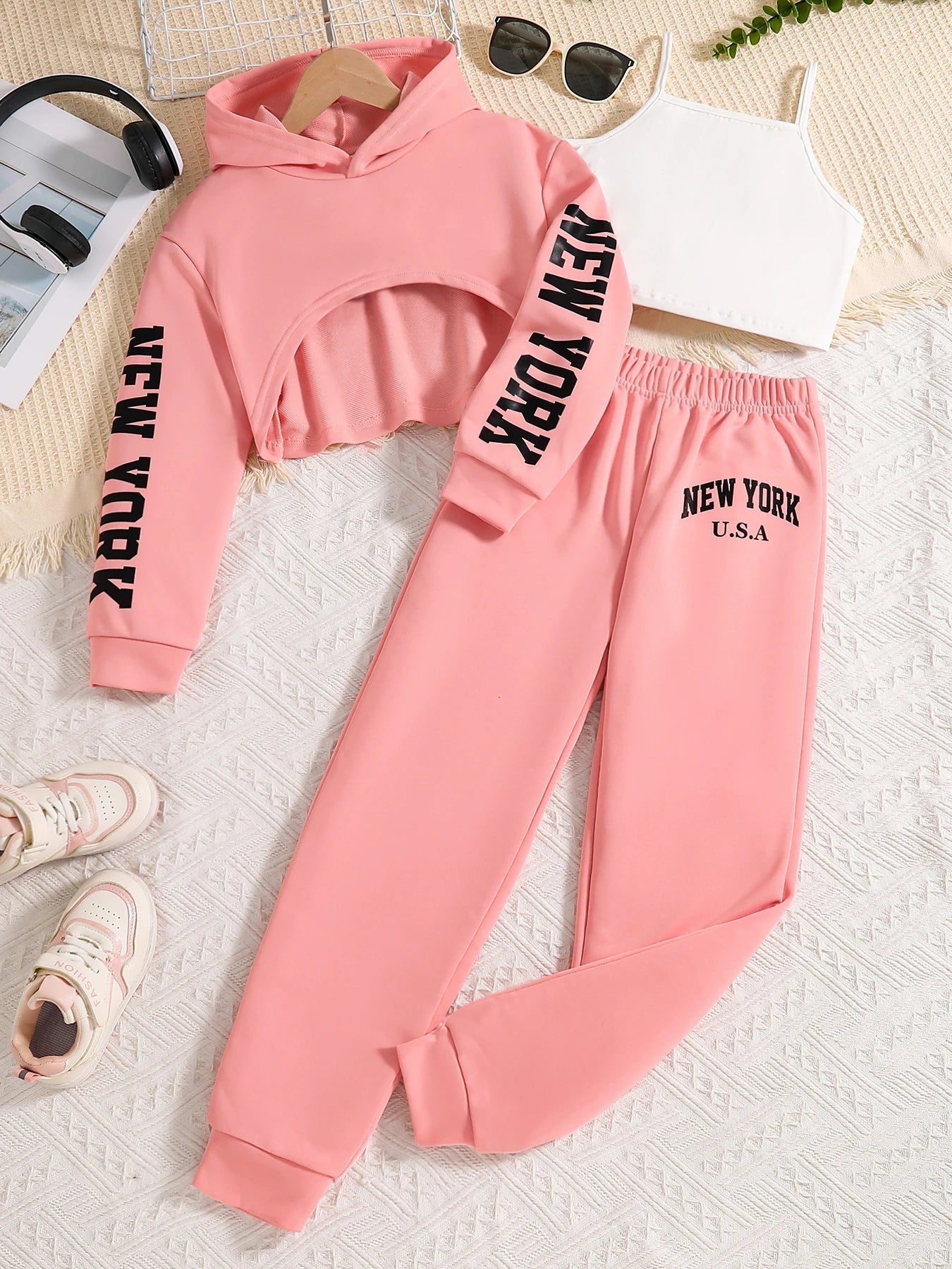Children's clothing Spring and Autumn fashion girls' set letter printed pink hooded sweatshirt +white vest+ pink pants 3 prceset - PratSN