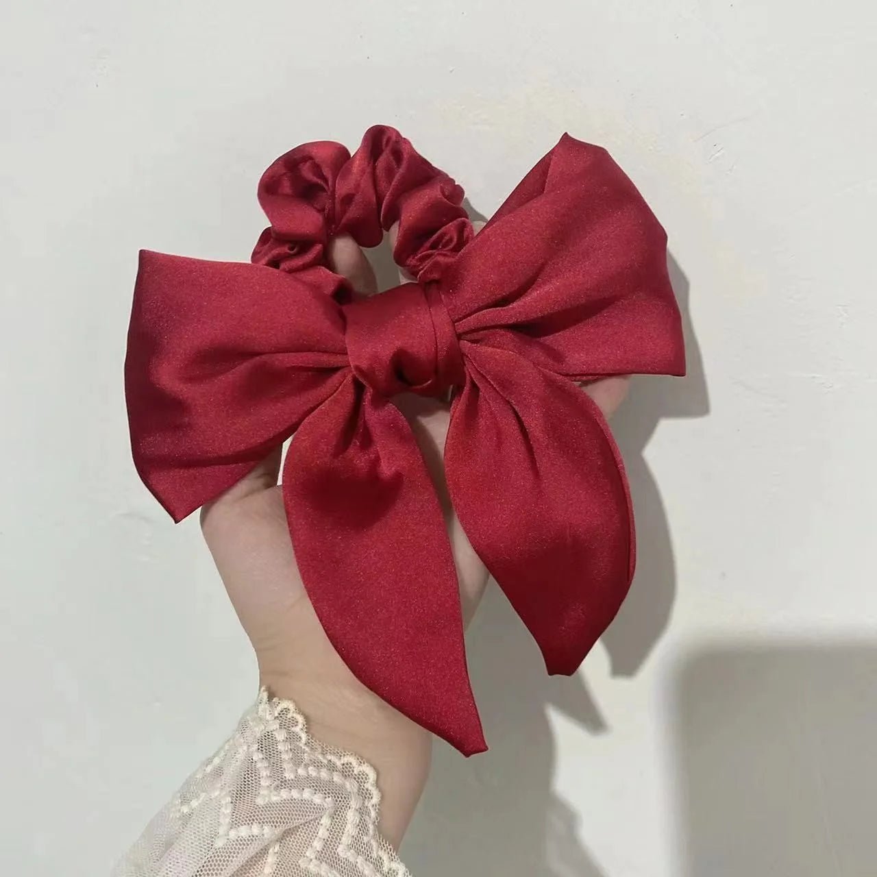 Elegant High - End Black Satin Bow Hair Accessories for Women - Perfect for Chic Ponytail and Sweet Hairdos - PratSN