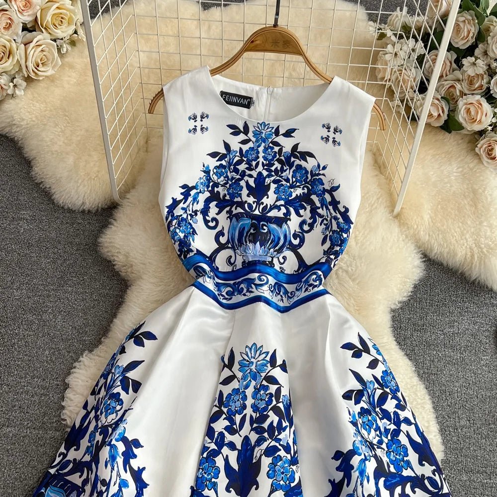 Europe and the United States Senior Sense of Fashion Round Neck Waist Sleeveless Blue Printed Dress Summer - PratSN
