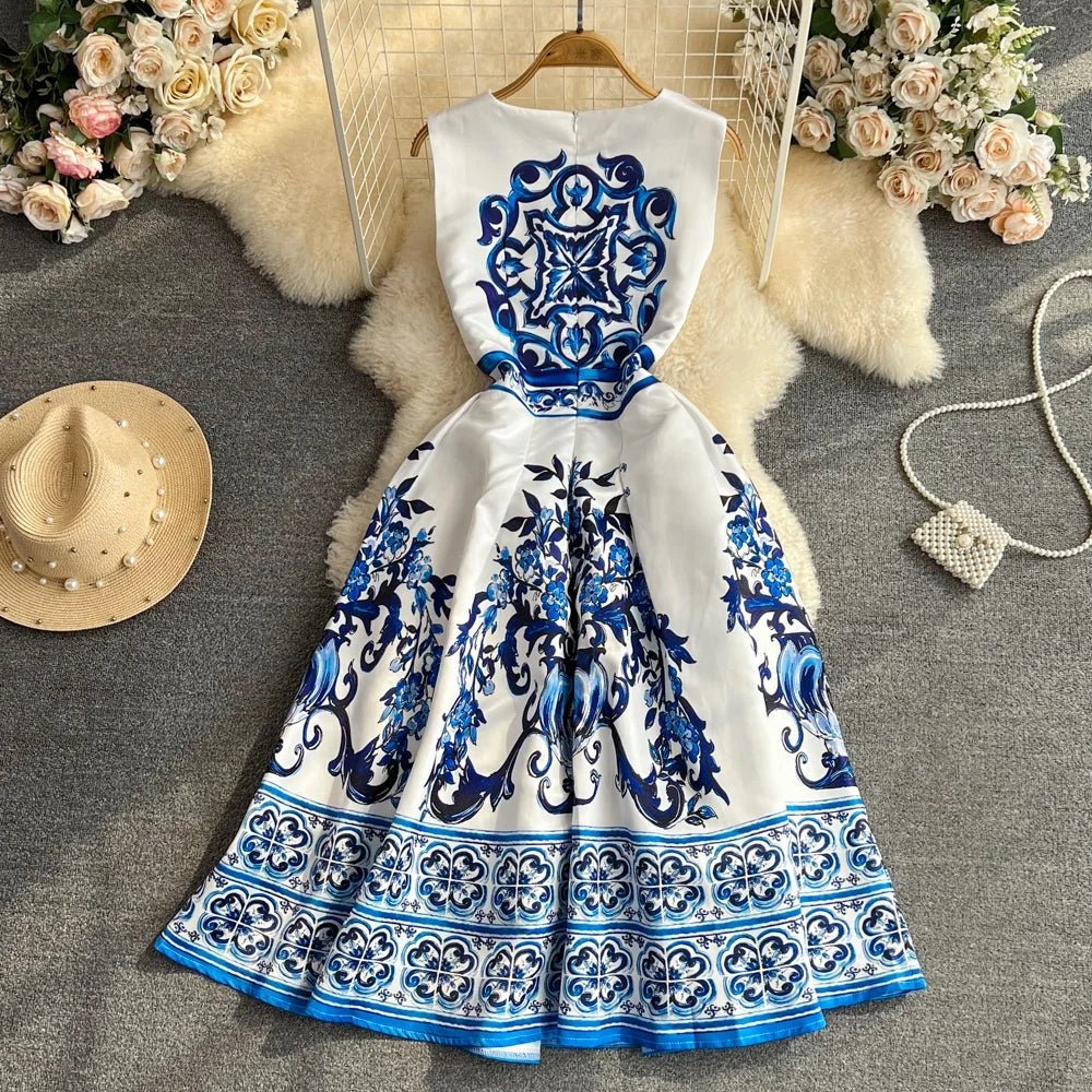 Europe and the United States Senior Sense of Fashion Round Neck Waist Sleeveless Blue Printed Dress Summer - PratSN