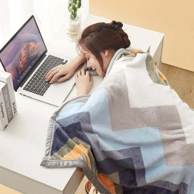 Extra Soft Flannel Blanket Thickened Nap Air Conditioning Blanket - PratSN