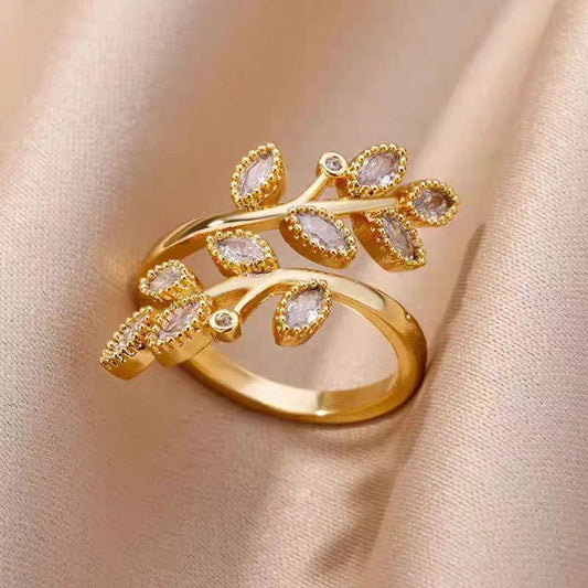 Graceful And Fashionable Personalized Leaf Ring For Women - PratSN