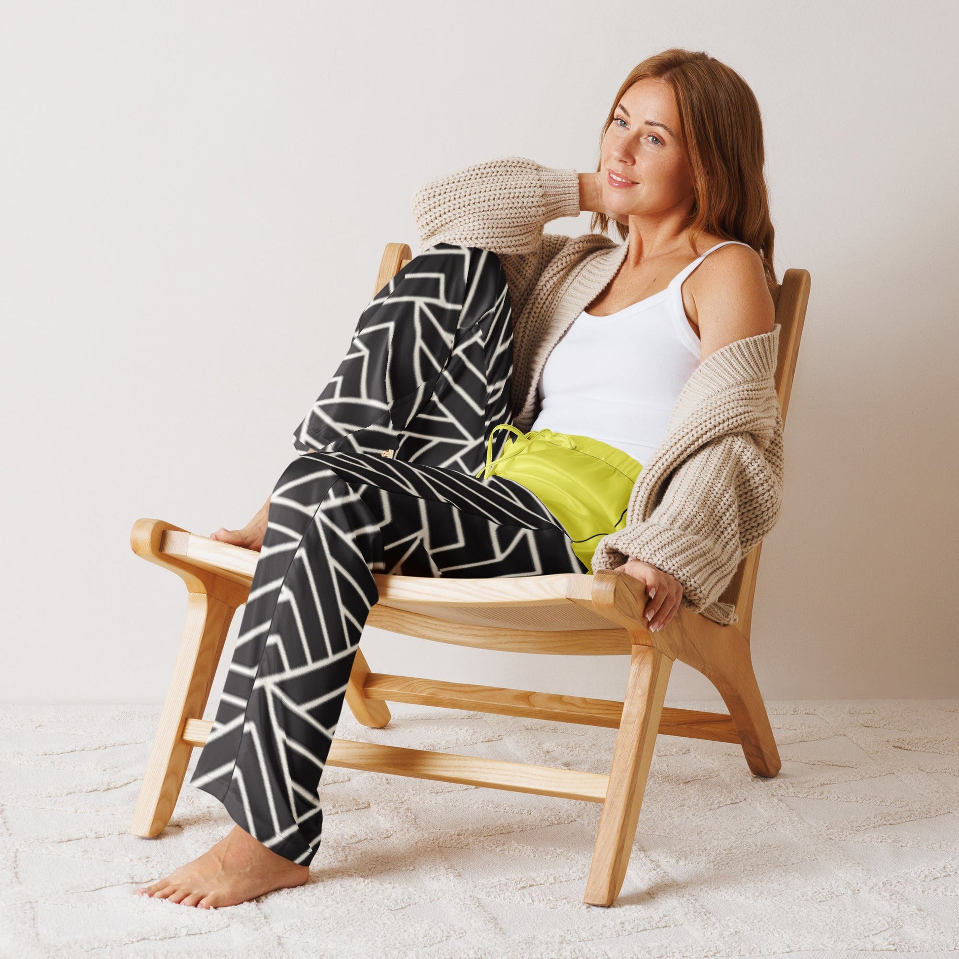 Paris daisy yellow and black color women’s pajama pants - PratSN