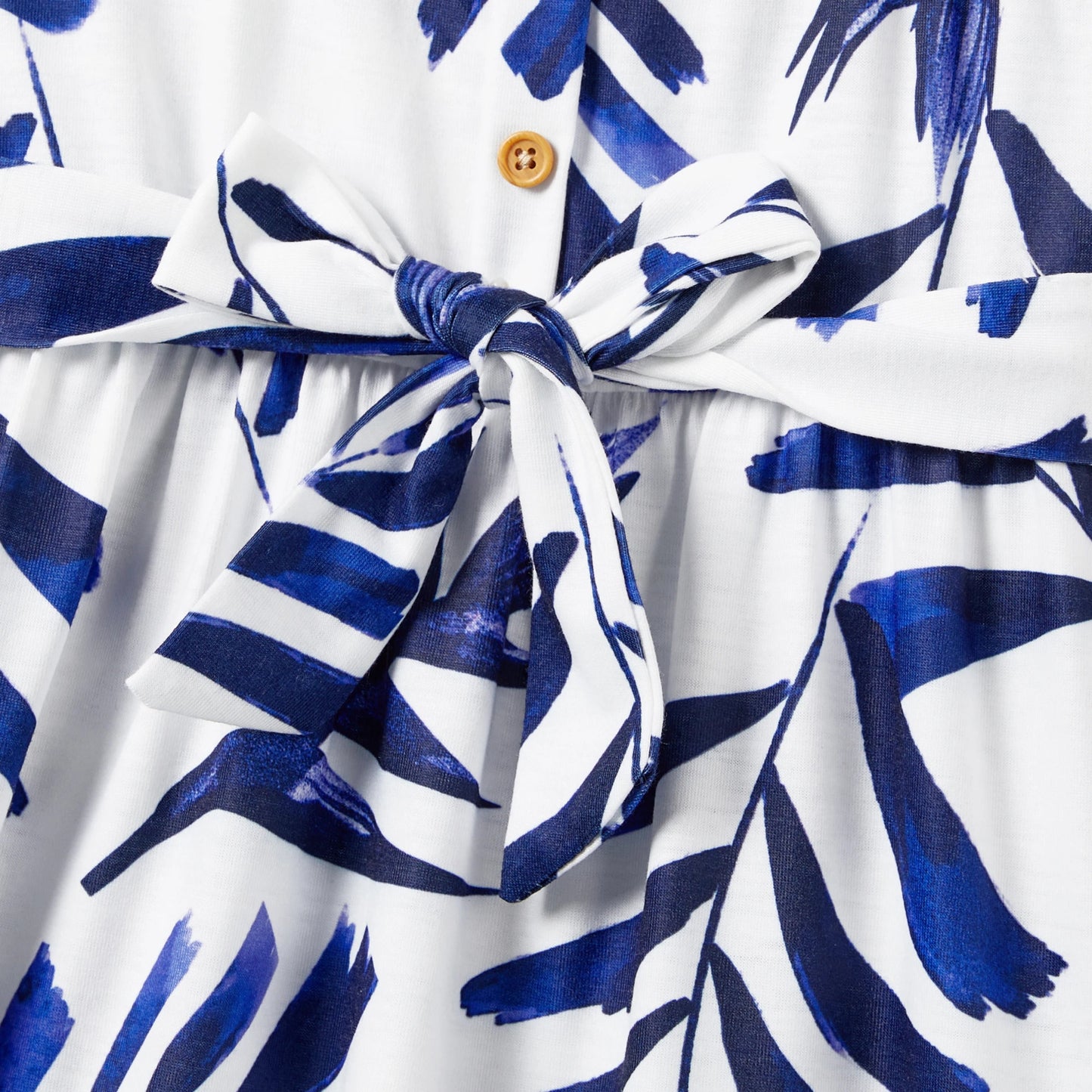 PatPat Family Matching Modern Blue and White Botanical Leaf Design Button Strap Dress and Color Block Tee Sets - PratSN