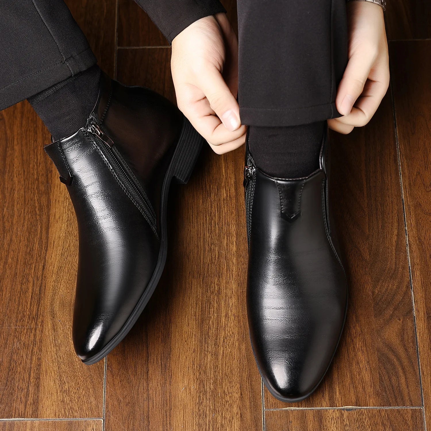 Retro Men Ankle Boots Luxury High - top Men Leather Shoes High Quality Non - Slip Motorcycle Boots Fashion Zipper Men Boots Big Size - PratSN