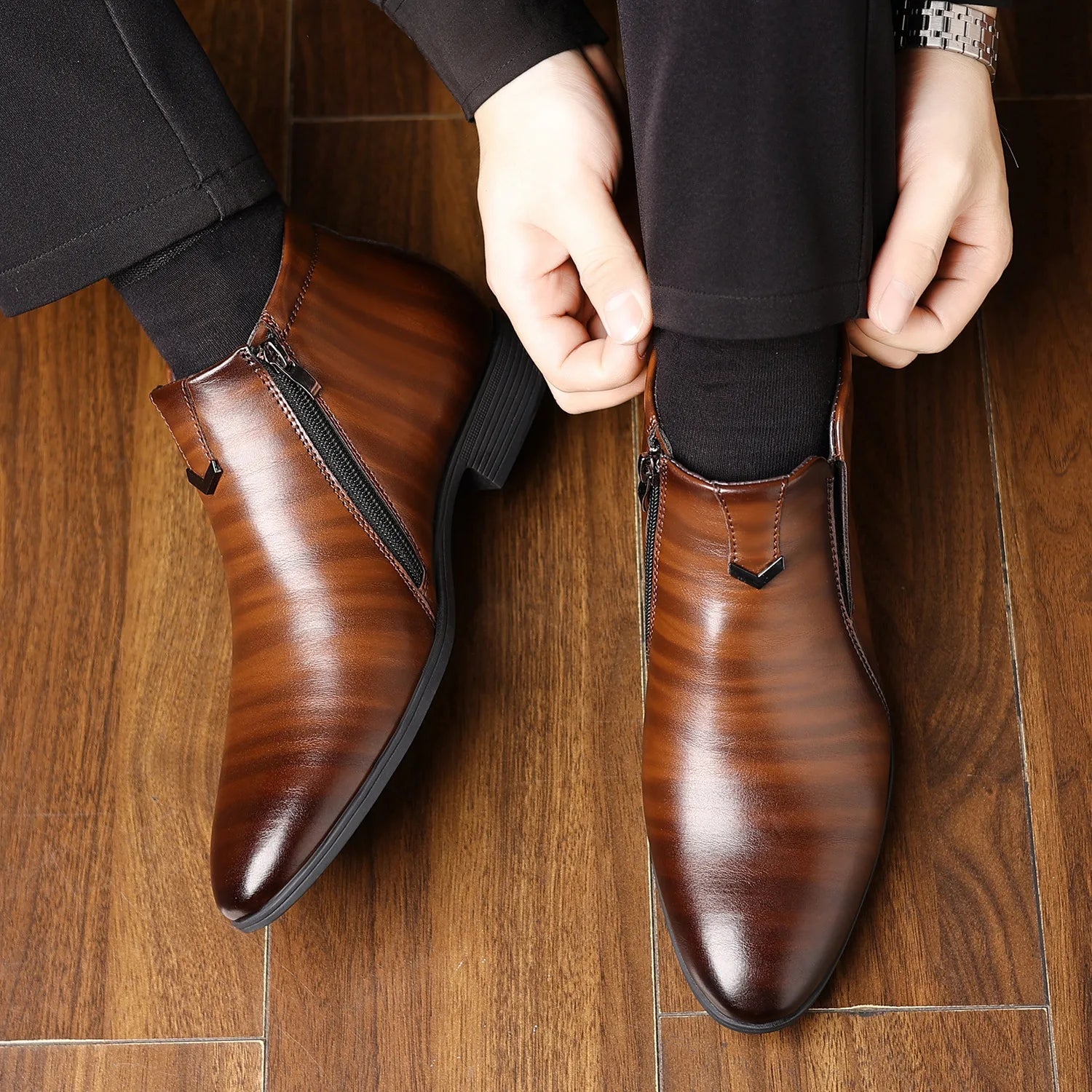 Retro Men Ankle Boots Luxury High - top Men Leather Shoes High Quality Non - Slip Motorcycle Boots Fashion Zipper Men Boots Big Size - PratSN