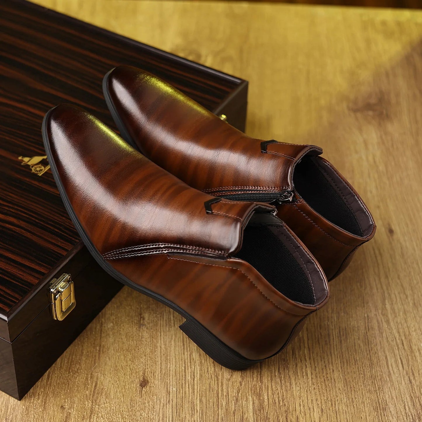 Retro Men Ankle Boots Luxury High - top Men Leather Shoes High Quality Non - Slip Motorcycle Boots Fashion Zipper Men Boots Big Size - PratSN