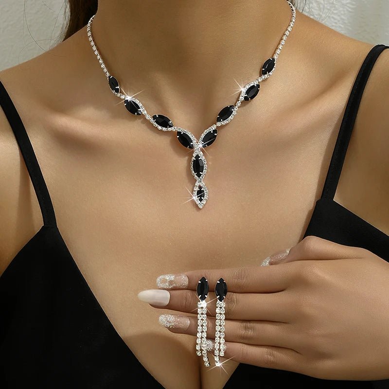 Rhinestone Necklace Set/Necklace And Earrings Design Fashion Exquisite/color Mix/red/blue/silver And Other Options - PratSN