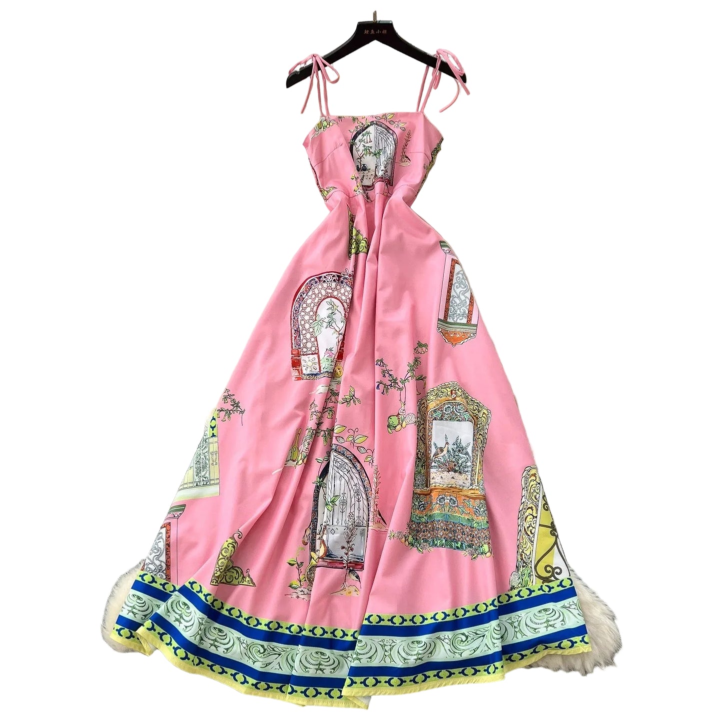 Women's Light Luxury Graffiti Printing Slip Dress - PratSN