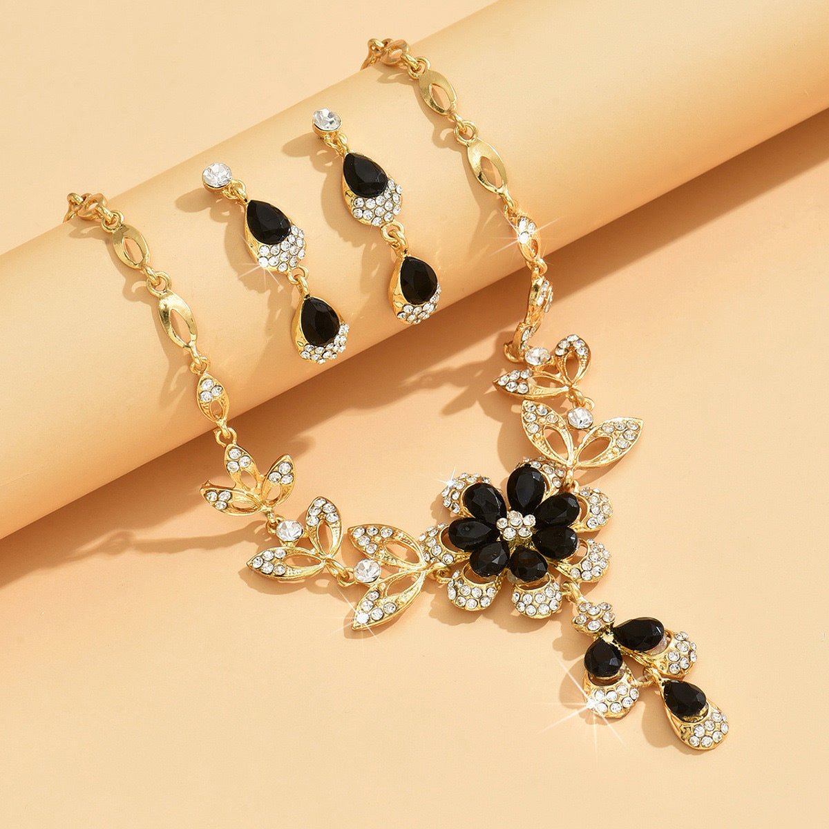 Women's Necklace, Affordable Luxury Fashion, Water Drop Flower - PratSN