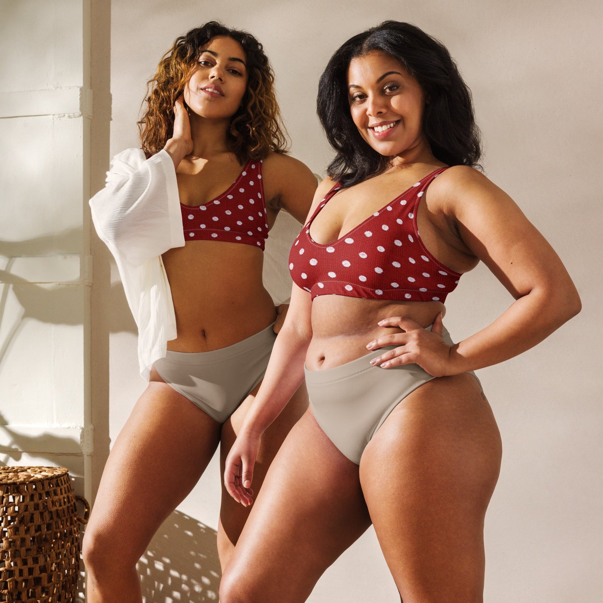 Women's padded bikini top, Beach dress, Bikini Tops, Padded Swimsuit Top, Bathing Suit Top for summer and spring - PratSN