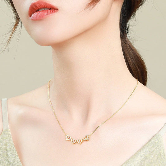 Women's Retro Magnetic Folding Heart Shaped Four Leaf Clover Pendant Necklace - PratSN