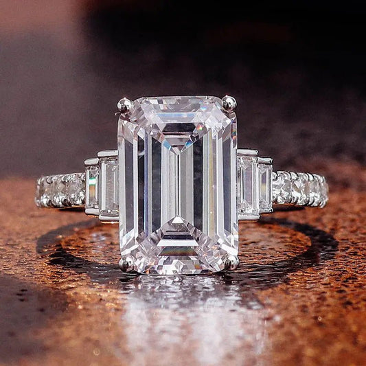 Women's Simple Personality Square Inlaid Zircon Ring - PratSN