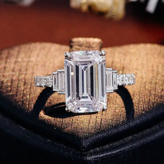 Women's Simple Personality Square Inlaid Zircon Ring - PratSN