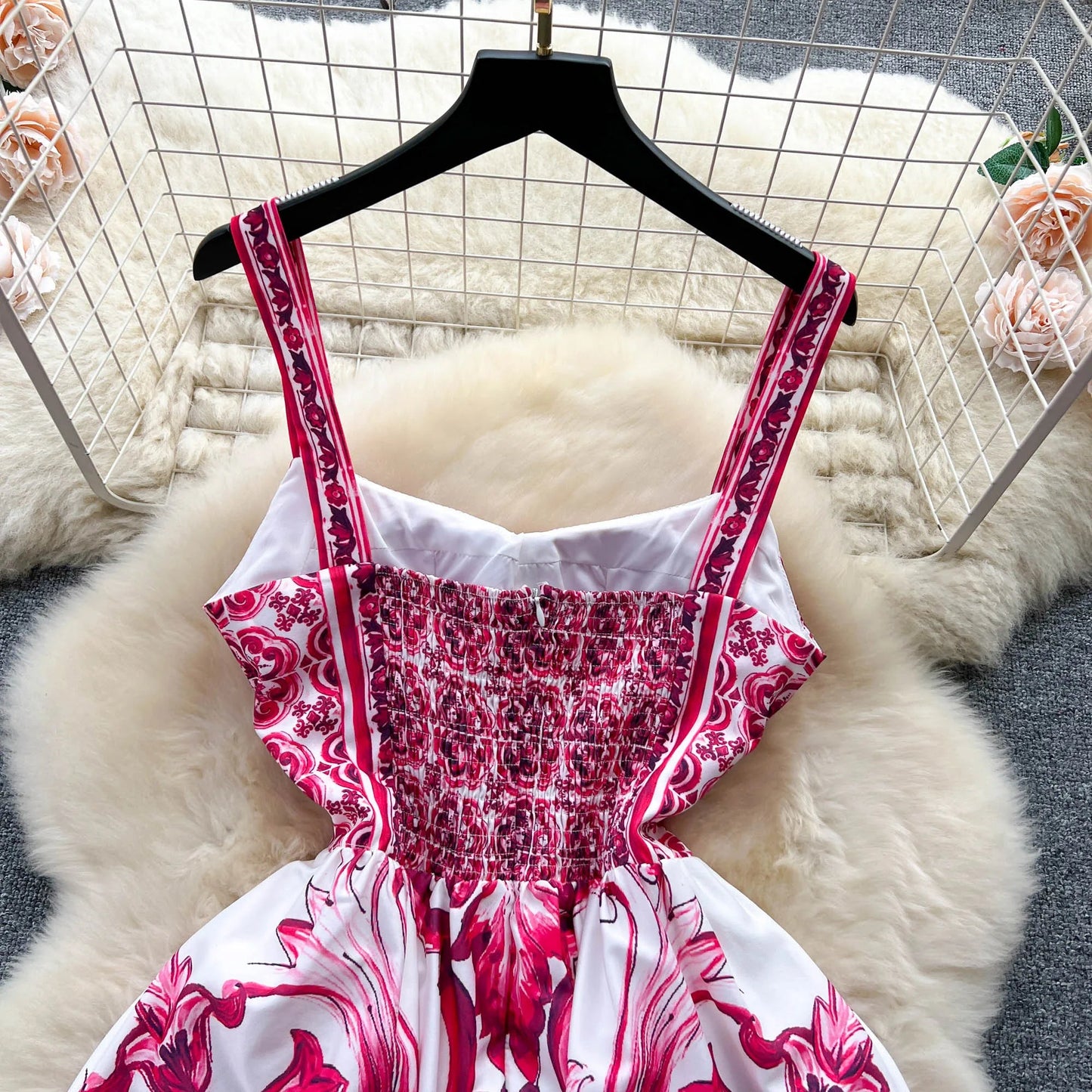 Women's V - Neck Red Blue and White Print Spaghetti Strap Holiday Maxi Dress Summer Runway Floral Print Vacation Long Robes - PratSN
